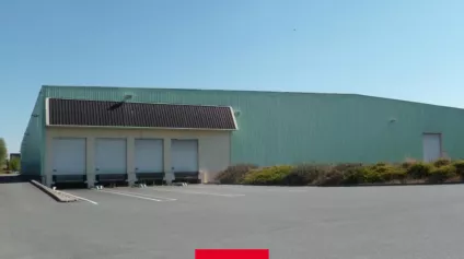 Entrepôt à louer à Belleville (69), 2200 m2, 4 portes à quai, visibilité depuis la RD 306 - Offre immobilière - Arthur Loyd